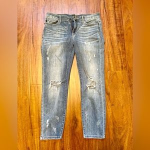 Judy Blue Bleach Splatter Relaxed Fit 13/31. EUC